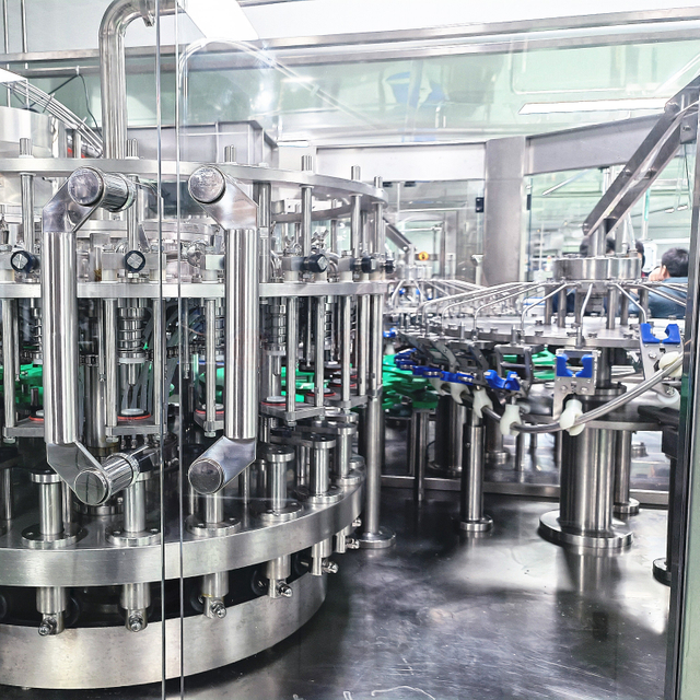 3 में 1 पालतू बोतल गर्म भरने और रस के लिए कैपिंग मशीन