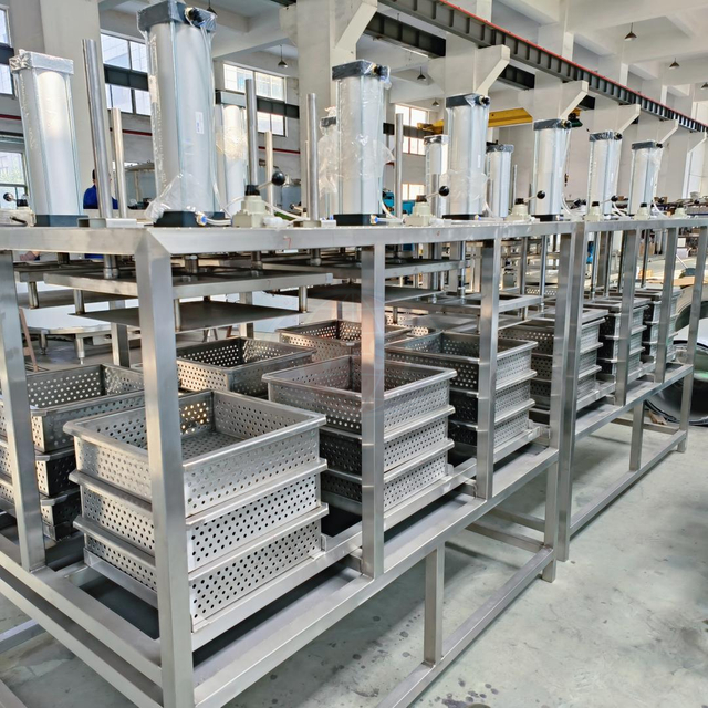 स्वचालित सिलेंडर पनीर प्रेसिंग मशीन